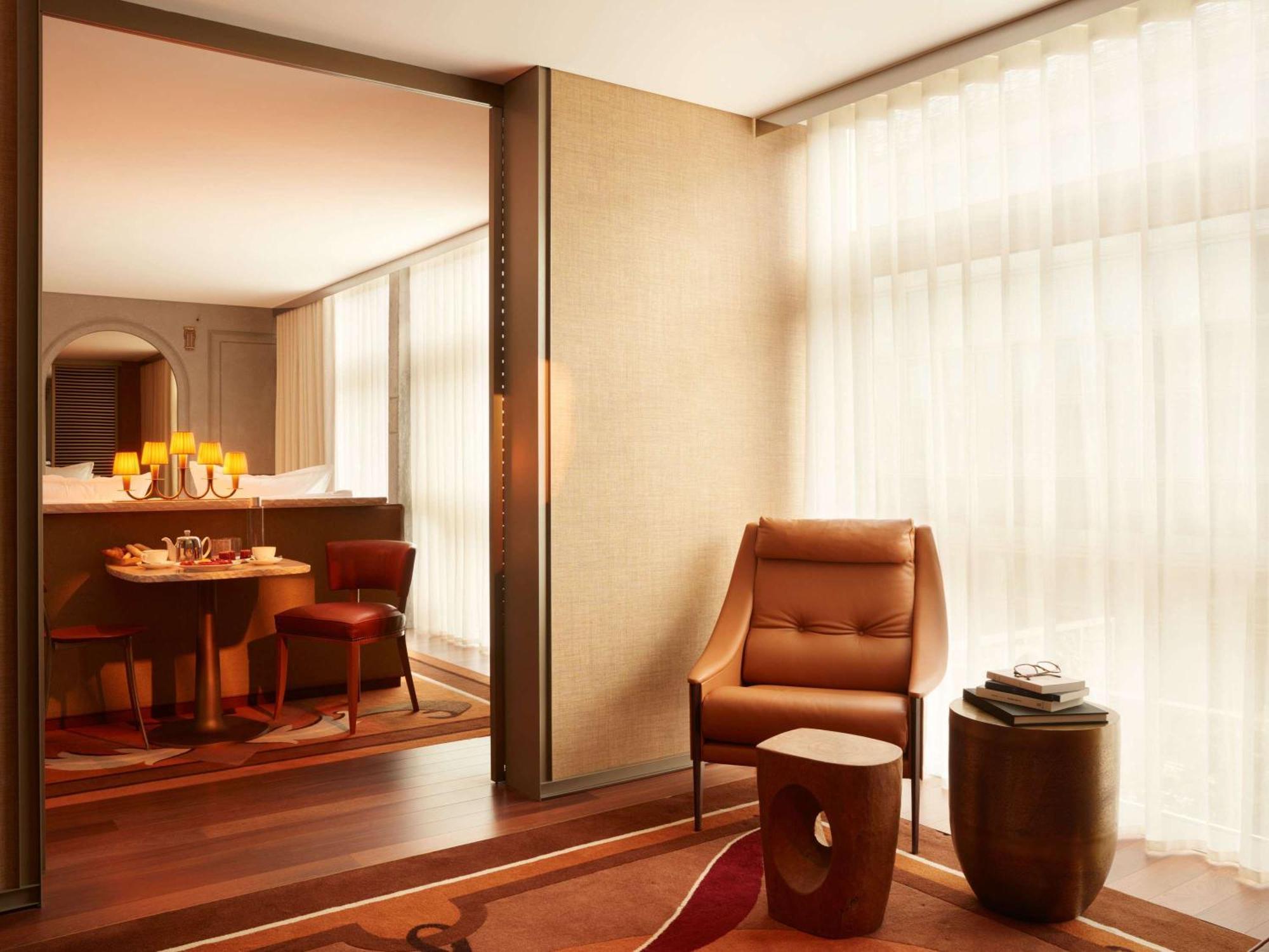 Mondrian Bordeaux Les Carmes Hotel Exterior photo